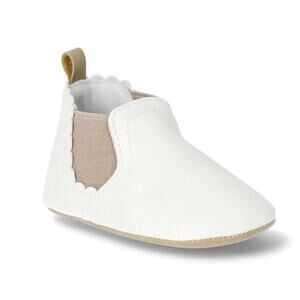 Carters‎ Child of Mine Baby Girl White Chelsea Boots NWT